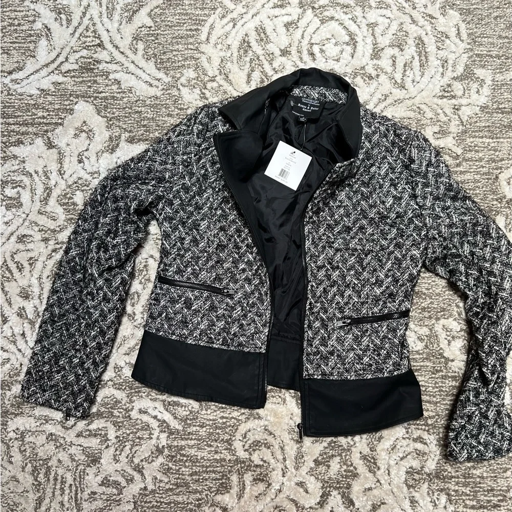 New jacket - Picture 2 of 3